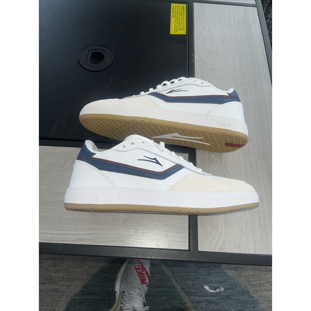 Lakai Terrace White Navy Blue Suede  Size 7